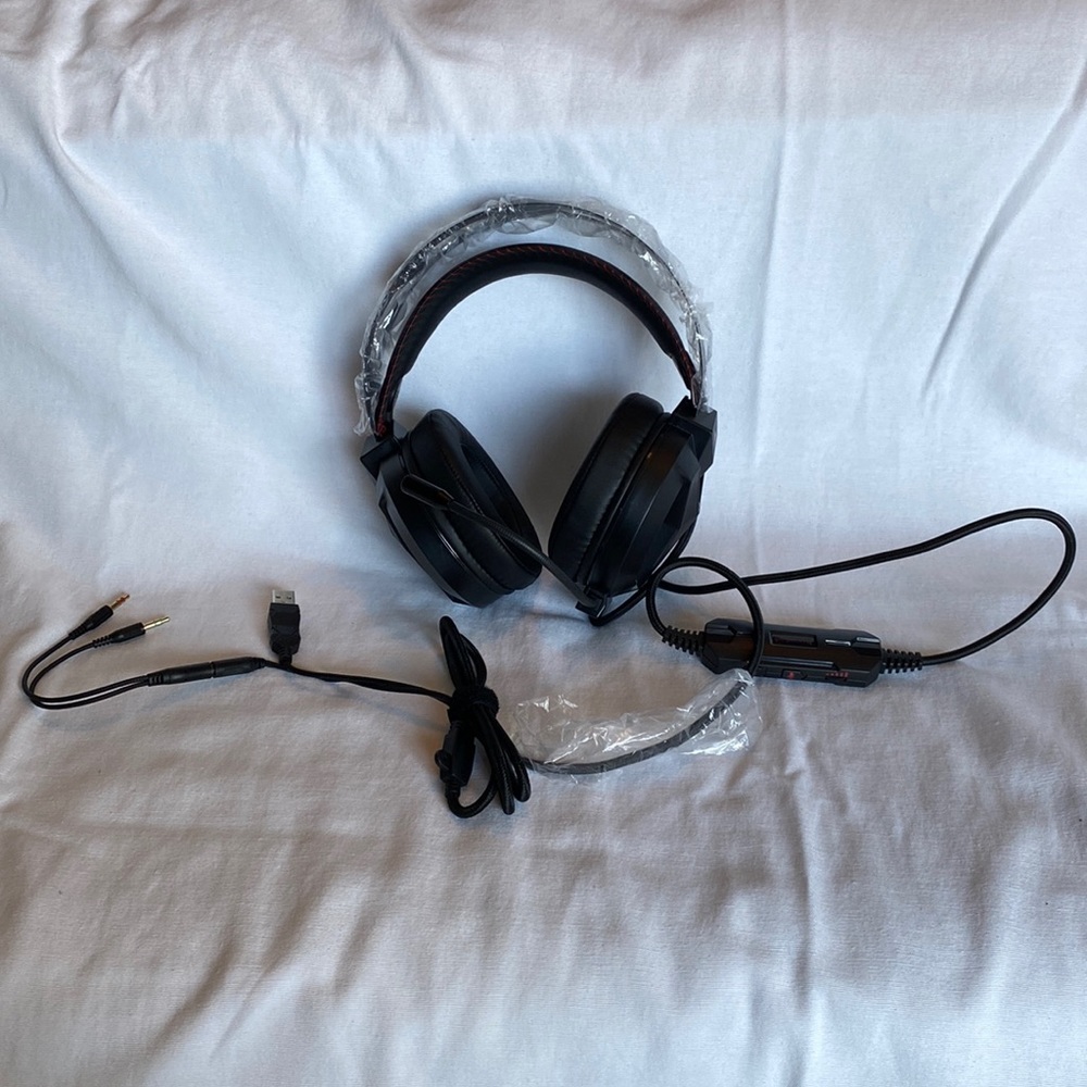 NEW Combatwing gaming headset with microphone - Picture 5 of 12